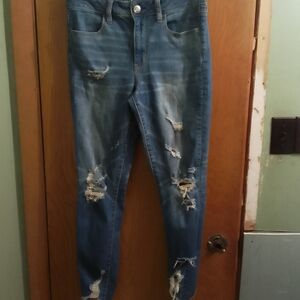 American Eagle Outfitters Distressed Denim Jeans Super Stretch High Rise Jegging